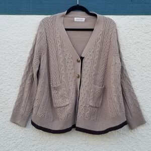 Simply Couture tan cable knit cardigan with brown trim SEE MEASUREMENTS